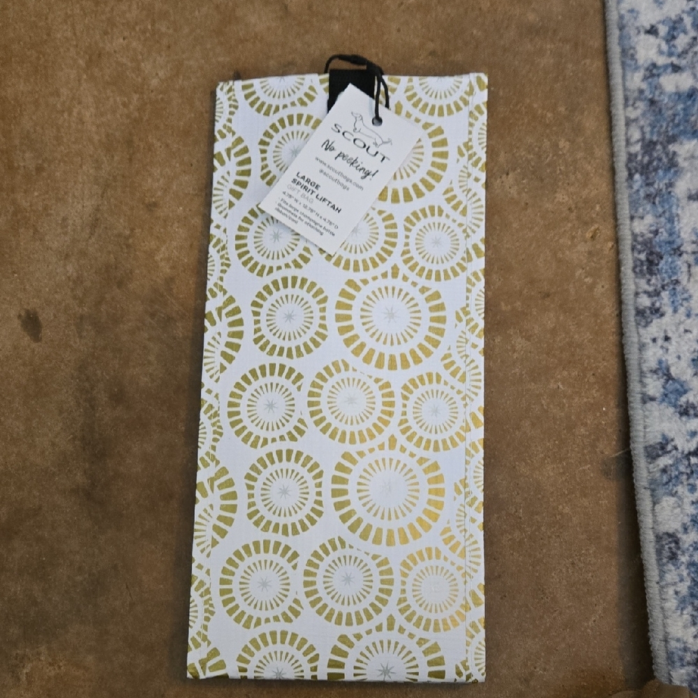 Scout White and Gold Geometric Tote